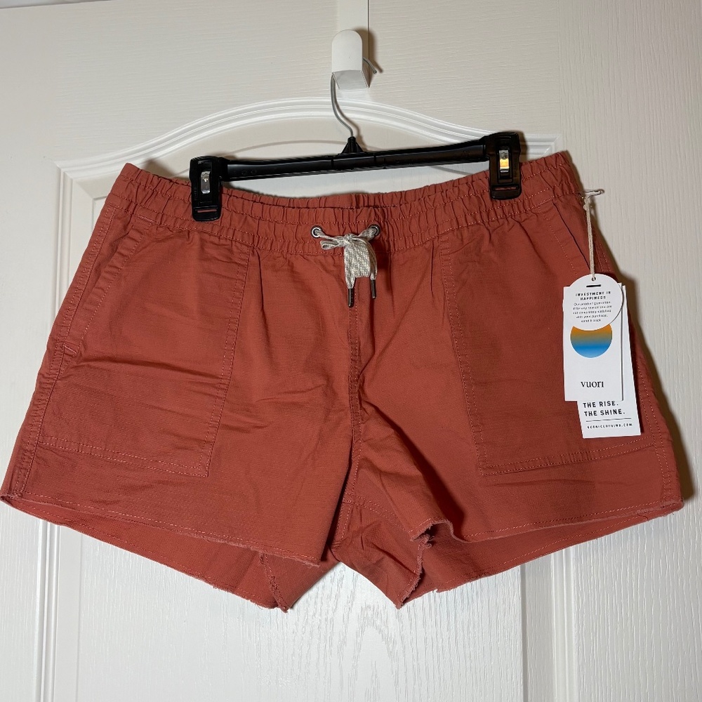 Vuori Vintage Ripstop Short.  NWT Sold Out Size Color: Cinnamon, Size Large.